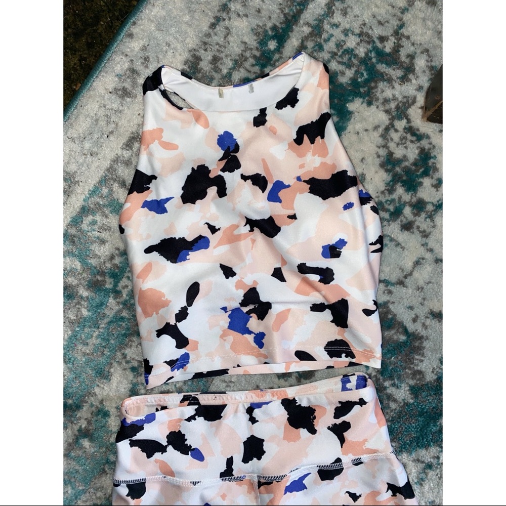 Small workout outfit